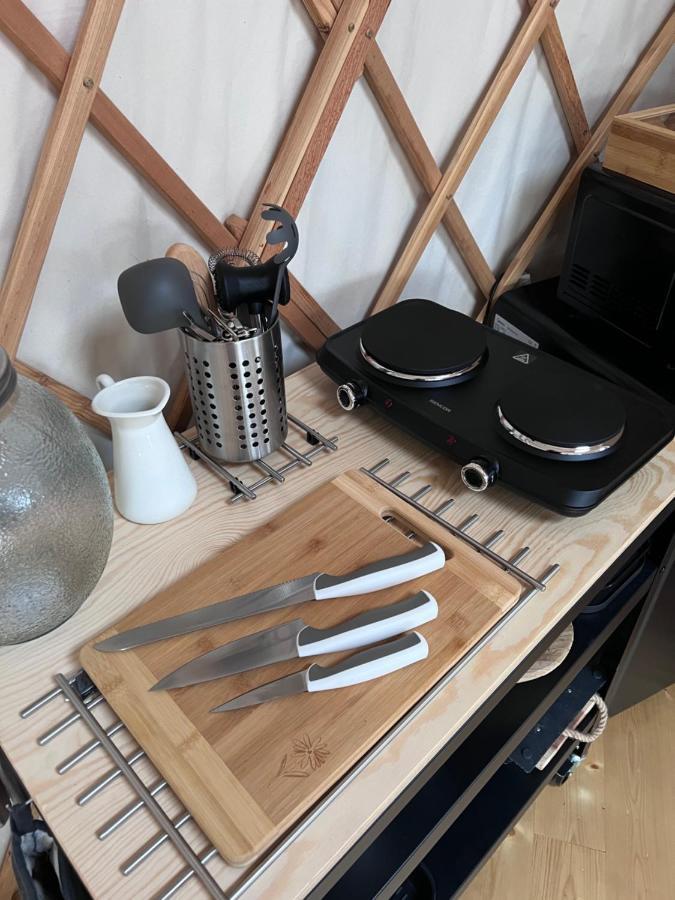 Yary Yurt Hotel Všeruby Kültér fotó